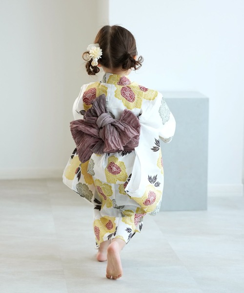 utatane（ウタタネ）の「キッズ浴衣3点セット utatane くちなし色と翡翠色の牡丹（浴衣・キッズ・オフホワイト・130cm/110cm/100cm/120cm）」の4枚目の写真