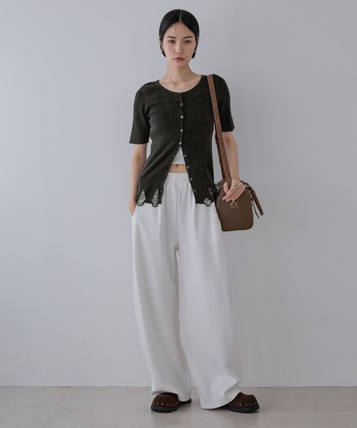 JEANASIS(ジーナシス)の「スタッズジャガードモノグラムボストン/576823(ボストンバッグ・レディース・レッド系その他/ブラック系その他/カーキ系・FREE)」の4枚目の写真