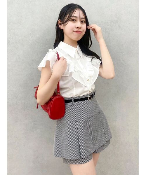 dazzlin（ダズリン）の「ラッフルフリルブラウス（シャツ/ブラウス・レディース・ホワイト/グレー/オフホワイト・FREE）」の11枚目の写真