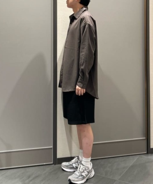 NANO universe（ナノユニバース）の「ビッグドレープシャツ　長袖（シャツ/ブラウス・メンズ・ホワイト/チャコール/ブラック/ブラウン・M/S/L）」の17枚目の写真