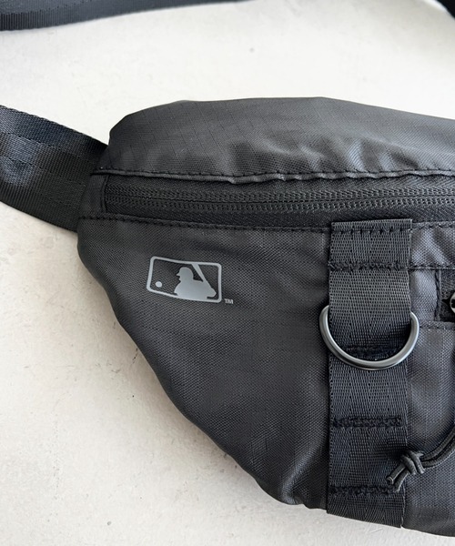 NEW ERA（ニューエラ）の「NEW ERA (ニューエラ)/MLB WAIST BAG/軽量 ロゴプリント ボディバッグ ウエストバッグ ウエストポーチ ヒップサック（ボディバッグ/ウエストポーチ・レディース・ブラック・FREE）」の13枚目の写真