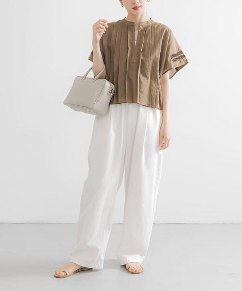 URBAN RESEARCH(アーバンリサーチ)の「ハーフスリーブタックショートシャツ(シャツ/ブラウス・レディース・グリーン系その他/ブラック/オフホワイト・FREE)」の18枚目の写真