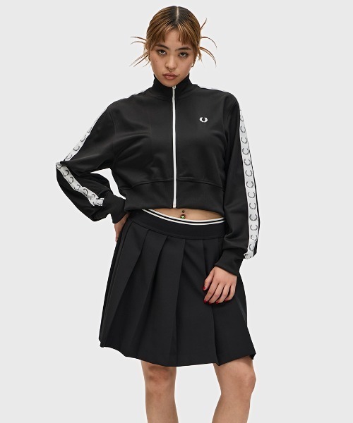 ジャケット・アウター FRED PERRY CROPPED TAPED TRACK JACKET Cropped Taped Track Jacket - Black | Men's Track Jackets