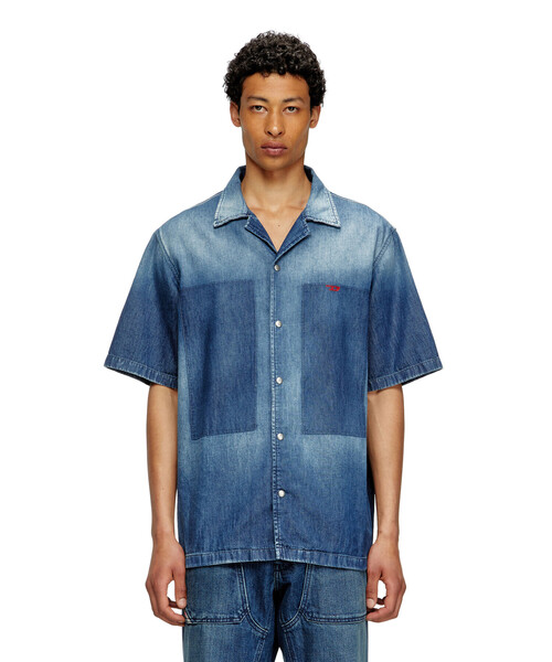 DIESEL(ディーゼル)の「メンズ デニム半袖シャツ D-NABIL-D(シャツ/ブラウス・メンズ・インディゴブルー・LARGE/MEDIUM/SMALL/X-LARGE/XX-LARGE)」の4枚目の写真