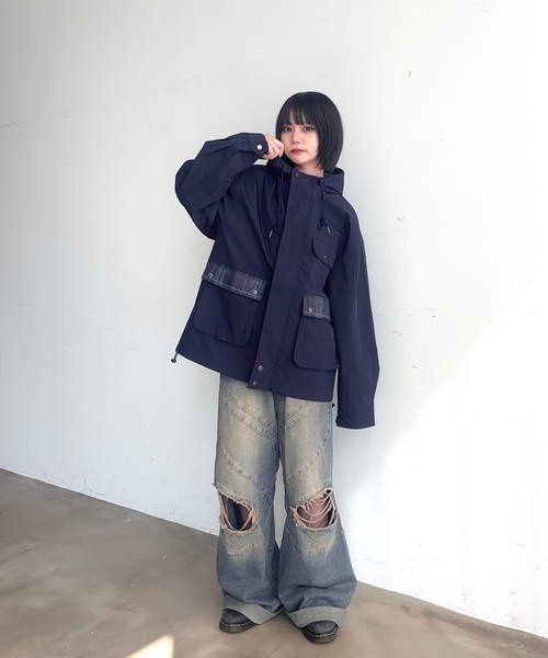 MandO(Auntie Rosa)(エムオー)の「ポイントチェックナイロンフーディジャケット(ブルゾン・メンズ・ネイビー/ブラック・LARGE/MEDIUM/SMALL)」の7枚目の写真