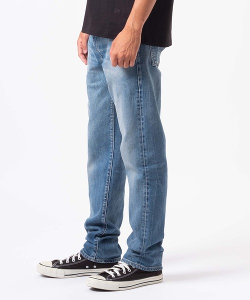 Levi's(リーバイス)の「Levi's/リーバイス BLUETAB(TM) 502(TM) テーパードジーンズ ミディアムインディゴ MADE IN JAPAN(デニムパンツ・メンズ・インディゴブルー・W28 L32/W30 L32/W32 L32/W34 L32/W36 L32)」の2枚目の写真