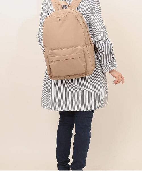 BACKYARD FAMILY(バックヤードファミリー)の「JOUETカシメ10ポケットリュック(バックパック/リュック・レディース・グレー/ブラック・FREE)」の5枚目の写真