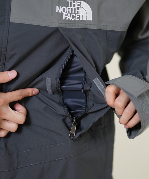 THE NORTH FACE(ザノースフェイス)の「THE NORTH FACE/ザ・ノース・フェイス MOUNTAIN LIGHT JK ジャケット 防水 保温 NP62550(マウンテンパーカー・メンズ・グレー/ブラック/ダークベージュ・M/S/XL/L)」の18枚目の写真