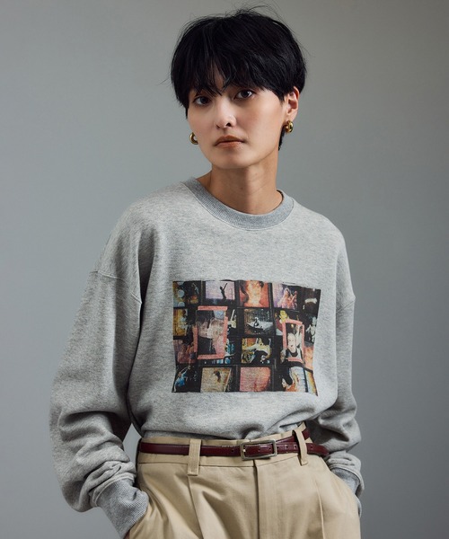 SALON adam et rope'（サロン アダム エ ロペ）の「【Jim Goldberg for SALON】フォトプリントスウェット（スウェット・レディース・ライトグレー/ホワイト/ホワイト系その他/グレー系その他/ホワイト系その他2/グレー・FREE）」の5枚目の写真