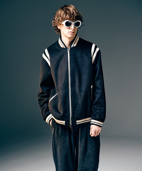 glamb（グラム）の「Bowler Stadium Jumper / ボウラースタジアムジャンパー（スタジャン・メンズ・ブラック/グレー・S/M/L）」の7枚目の写真