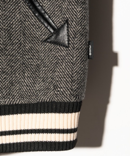 glamb（グラム）の「Bowler Stadium Jumper / ボウラースタジアムジャンパー（スタジャン・メンズ・ブラック/グレー・S/M/L）」の20枚目の写真