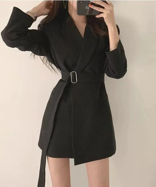 cammie（キャミー）の「ウエストベルト付ビッグシルエットテーラードジャケットコート（テーラードジャケット・レディース・ベージュ/ブラック・LARGE/MEDIUM）」の3枚目の写真