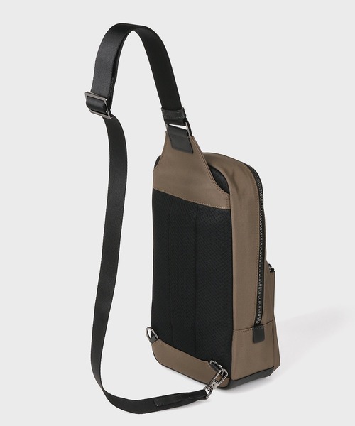 Paul Smith（ポールスミス）の「PS Paul Smith ビジネス ナイロン ボディバッグ【553416 B191B】（ボディバッグ/ウエストポーチ・メンズ・ブラック/ベージュ・FREE）」の12枚目の写真