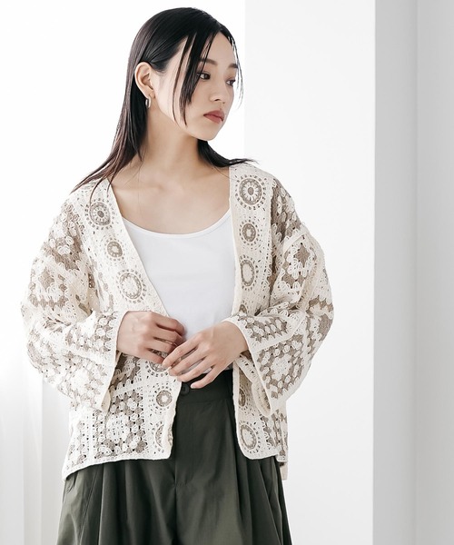 mili an deni(ミリアンデニ)の「クロシェトッパーカーディガン(カーディガン/ボレロ・レディース・アッシュグレー/ブラック・M)」の8枚目の写真