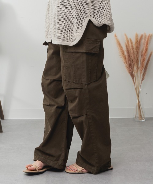 RCD（アールシーディー）の「ツイルワイドカーゴパンツ（カーゴパンツ・レディース・ベージュ/カーキ/ブラック・LL/L/M）」の5枚目の写真
