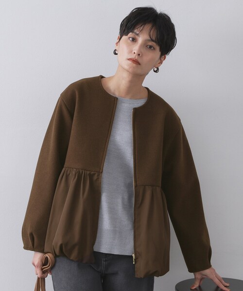 OPAQUE.CLIP(オペークドットクリップ)の「ウールライクペプラムドッキングアウター【洗濯機洗い可】(ノーカラーコート・レディース・ブラック/ブラウン系その他/ライトベージュ・40/38/36)」の9枚目の写真