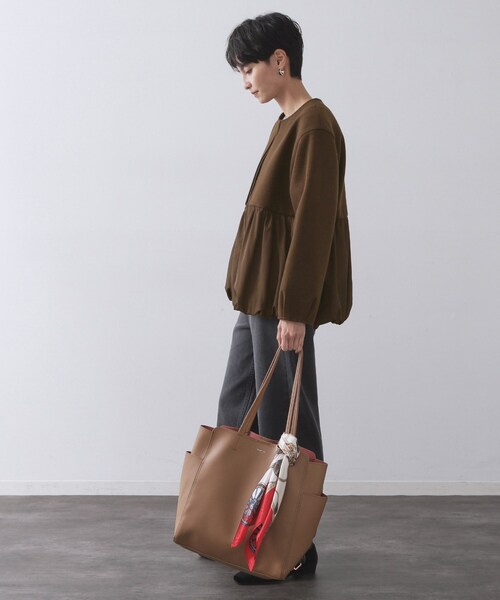 OPAQUE.CLIP(オペークドットクリップ)の「ウールライクペプラムドッキングアウター【洗濯機洗い可】(ノーカラーコート・レディース・ブラック/ブラウン系その他/ライトベージュ・40/38/36)」の10枚目の写真