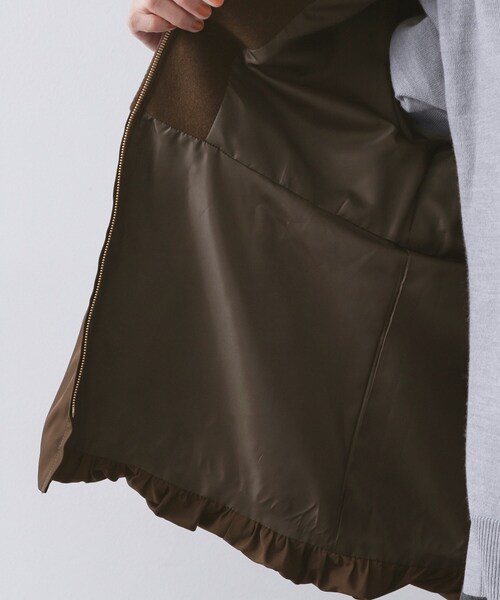 OPAQUE.CLIP(オペークドットクリップ)の「ウールライクペプラムドッキングアウター【洗濯機洗い可】(ノーカラーコート・レディース・ブラック/ブラウン系その他/ライトベージュ・40/38/36)」の12枚目の写真