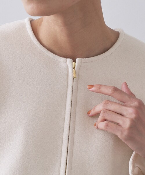 OPAQUE.CLIP(オペークドットクリップ)の「ウールライクペプラムドッキングアウター【洗濯機洗い可】(ノーカラーコート・レディース・ブラック/ブラウン系その他/ライトベージュ・40/38/36)」の22枚目の写真