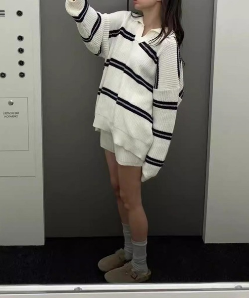 LYEON(リヨン)の「襟付きスキッパーネックルーズボーダーニット(ニット/セーター・レディース・オフホワイト・FREE)」の10枚目の写真