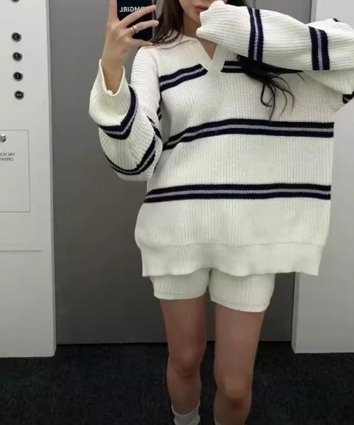 LYEON(リヨン)の「襟付きスキッパーネックルーズボーダーニット(ニット/セーター・レディース・オフホワイト・FREE)」の3枚目の写真