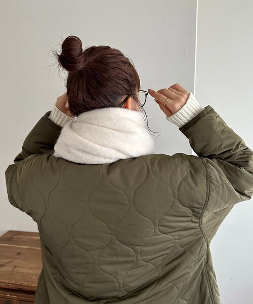 DISCOAT（ディスコート）の「【WEB限定/8色展開】無地マフラー（マフラー・レディース・ブラック/ライトグレー/チャコールグレー/ブルー/アイボリー/モカ/ライトベージュ/ピンクベージュ・FREE）」の13枚目の写真