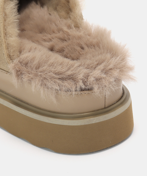 MOHI(モヒ)の「MOHI/モヒ MUTON SANDALS(サンダル・レディース・ベージュ/ブラック・23.5cm/22.5cm/24.5cm)」の8枚目の写真