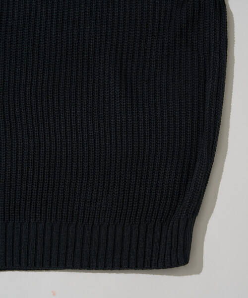 U.S. POLO ASSN.(ユーエスポロアッスン)の「U.S. POLO ASSN./ユーエスポロアッスン 別注 刺繍畔編みクルーネックニット(限定展開)(ニット/セーター・メンズ・ネイビー/サックスブルー/ブラック/グレー・MEDIUM/SMALL/LARGE)」の12枚目の写真