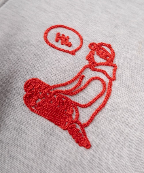 Red Cap Girl(レッドキャプガール)の「【70】【RCG】バックプリント サガラ刺繍 裏起毛 ジップパーカー(パーカー・レディース・アッシュグレー/ブルー/ブラック系その他/アイボリー/グレー系その他/ワイン/グリーン/ホワイト系その他/ブラック・M/L)」の11枚目の写真