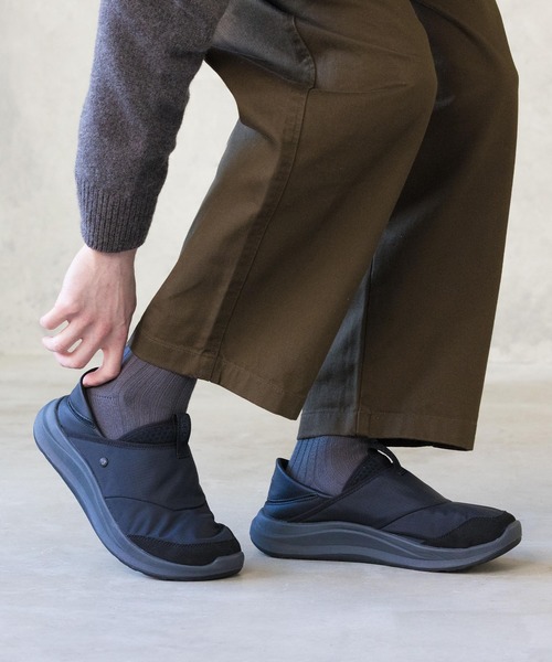 KEEN（キーン）の「WHYSER / ワイザー / メンズ スリッポン スニーカー（スリッポン・メンズ・ブラック・29cm/28.5cm/28cm/27.5cm/27cm/26.5cm/26cm/25.5cm/25cm）」の10枚目の写真