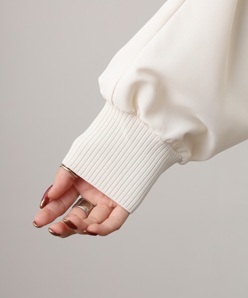 hunch(ハンチ)の「hunch 厚手ジョーゼット ドルマンプルオーバー(シャツ/ブラウス・レディース・ブラック/ブルーグレー/アイボリー・FREE)」の21枚目の写真