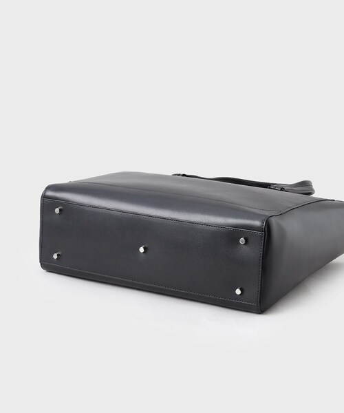 tk.TAKEO KIKUCHI（ティーケータケオキクチ）の「Refined Leather トートバッグ（トートバッグ・メンズ・ブラック/ダークブラウン/ブラック系・00）」の14枚目の写真