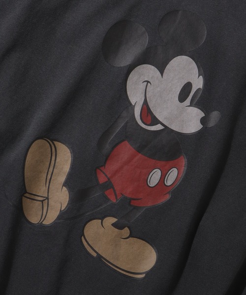 Disney(ディズニー)の「【Disneycollection/ディズニーコレクション】ヴィンテージピグメント加工アソートデザイン ロングスリーブTシャツ(Tシャツ/カットソー・メンズ・ブラック系5/ブラック系6/ブラック系8/ブラック系その他3/ブラック系2/ブラック系その他/ブラック系4/ブラック系その他2/ブラック系7/ブラック系9/ブラック系1/ブラック系3/ブラック系・L/M/XL)」の18枚目の写真