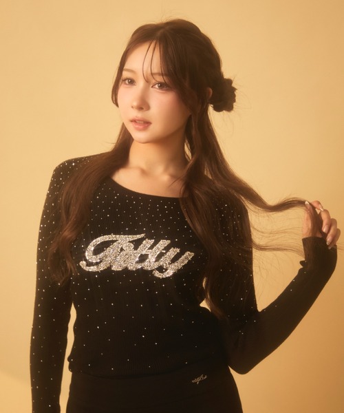 TITTY&CO.（ティティーアンドコー）の「ラインストーンリブロンT（Tシャツ/カットソー・レディース・アイボリー/チャコールグレー/ブラック/ベージュ/ブラウン/グレー・FREE）」の2枚目の写真