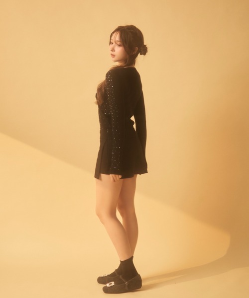 TITTY&CO.（ティティーアンドコー）の「ラインストーンリブロンT（Tシャツ/カットソー・レディース・アイボリー/チャコールグレー/ブラック/ベージュ/ブラウン/グレー・FREE）」の12枚目の写真