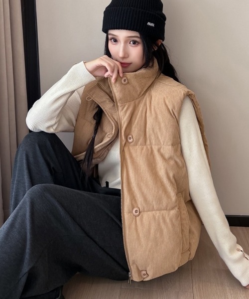Ritzy(リッツィー)の「変形ボタンデザイン コーデュロイ中綿ベスト(ベスト・レディース・ピンク/アイボリー/グレー/ベージュ/ブラック・L/M)」の20枚目の写真