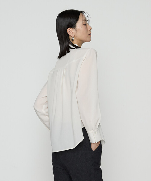 COMME CA(コムサ)の「フィネスボイル ボウタイシャツ(シャツ/ブラウス・レディース・オフホワイト/ブラック/サックスブルー・9号/11号)」の7枚目の写真