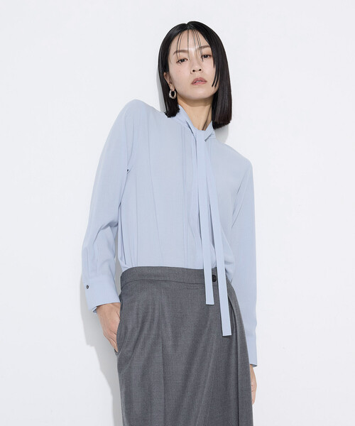 COMME CA(コムサ)の「フィネスボイル ボウタイシャツ(シャツ/ブラウス・レディース・オフホワイト/ブラック/サックスブルー・9号/11号)」の3枚目の写真