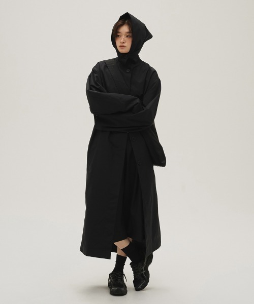 TODAYFUL（トゥデイフル）の「Soutiencollar Waterproof Coat（ステンカラーコート・レディース・ブラック/ベージュ・36inch/38inch）」の2枚目の写真