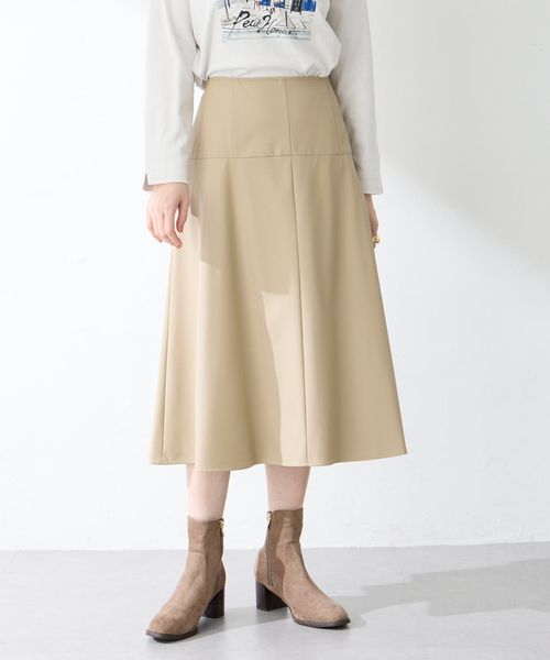 Petit Honfleur（プチオンフルール）の「フェイクレザースカート（スカート・レディース・ベージュ/ブラウン・64/67）」の8枚目の写真