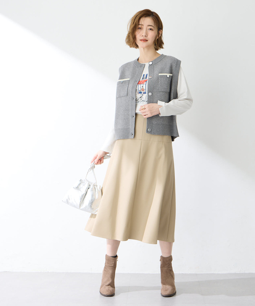 Petit Honfleur（プチオンフルール）の「フェイクレザースカート（スカート・レディース・ベージュ/ブラウン・64/67）」の11枚目の写真