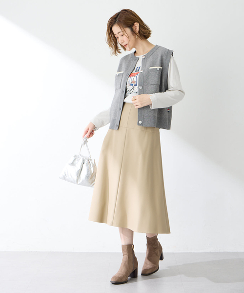 Petit Honfleur（プチオンフルール）の「フェイクレザースカート（スカート・レディース・ベージュ/ブラウン・64/67）」の12枚目の写真