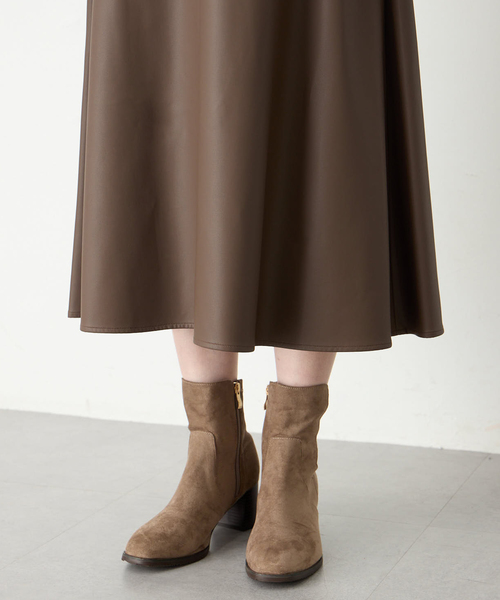 Petit Honfleur（プチオンフルール）の「フェイクレザースカート（スカート・レディース・ベージュ/ブラウン・64/67）」の19枚目の写真