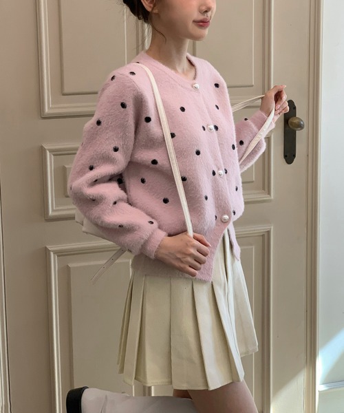 by muni:r（バイ ムニール）の「【着用動画あり・2サイズ・3色展開】コーデュロイプリーツスカート（スカート・レディース・ブラック/ブラウン/アイボリー・SMALL/MEDIUM）」の9枚目の写真