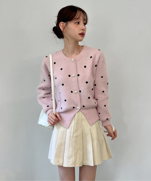 by muni:r（バイ ムニール）の「【着用動画あり・2サイズ・3色展開】コーデュロイプリーツスカート（スカート・レディース・ブラック/ブラウン/アイボリー・SMALL/MEDIUM）」の11枚目の写真