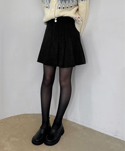 by muni:r（バイ ムニール）の「【着用動画あり・2サイズ・3色展開】コーデュロイプリーツスカート（スカート・レディース・ブラック/ブラウン/アイボリー・SMALL/MEDIUM）」の20枚目の写真