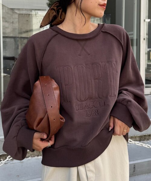 CIAOPANIC TYPY（チャオパニックティピー）の「スウェードタッチ裏毛ロゴ刺繍スウェット（スウェット・レディース・オフホワイト/チャコールグレー/ブラウン/バーガンディー・ONE SIZE）」の4枚目の写真