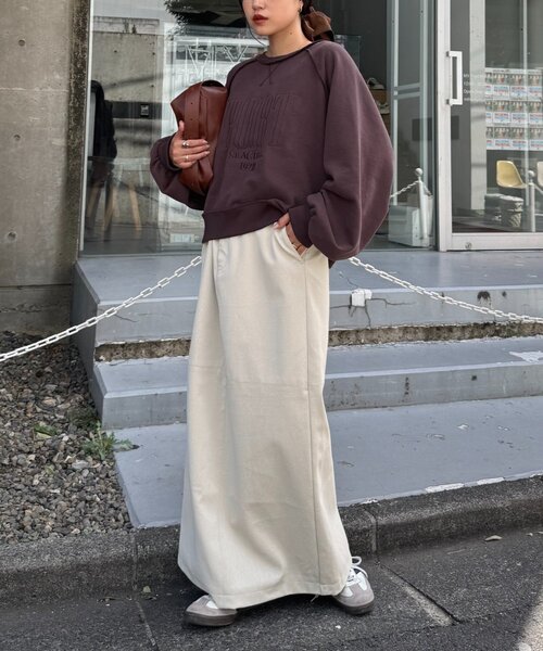 CIAOPANIC TYPY（チャオパニックティピー）の「スウェードタッチ裏毛ロゴ刺繍スウェット（スウェット・レディース・オフホワイト/チャコールグレー/ブラウン/バーガンディー・ONE SIZE）」の10枚目の写真