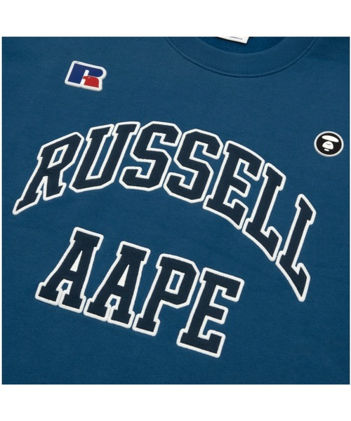 AAPE BY A BATHING APE(エーエイプバイアベイシングエイプ)の「AAPE X RUSSELL ATHLETIC FW25 CREWNECK SWEATSHIRT(スウェット・メンズ・ブルー・LARGE/MEDIUM/SMALL/X-LARGE)」の3枚目の写真