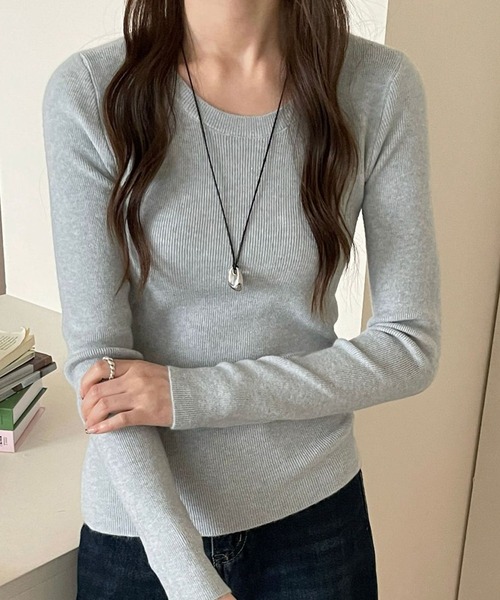セール】ジャストサイズできれいめシルエット。長袖ラウンドネック